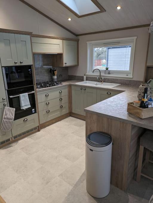 Kingfisher Lodge Woodhall Spa Zewnętrze zdjęcie